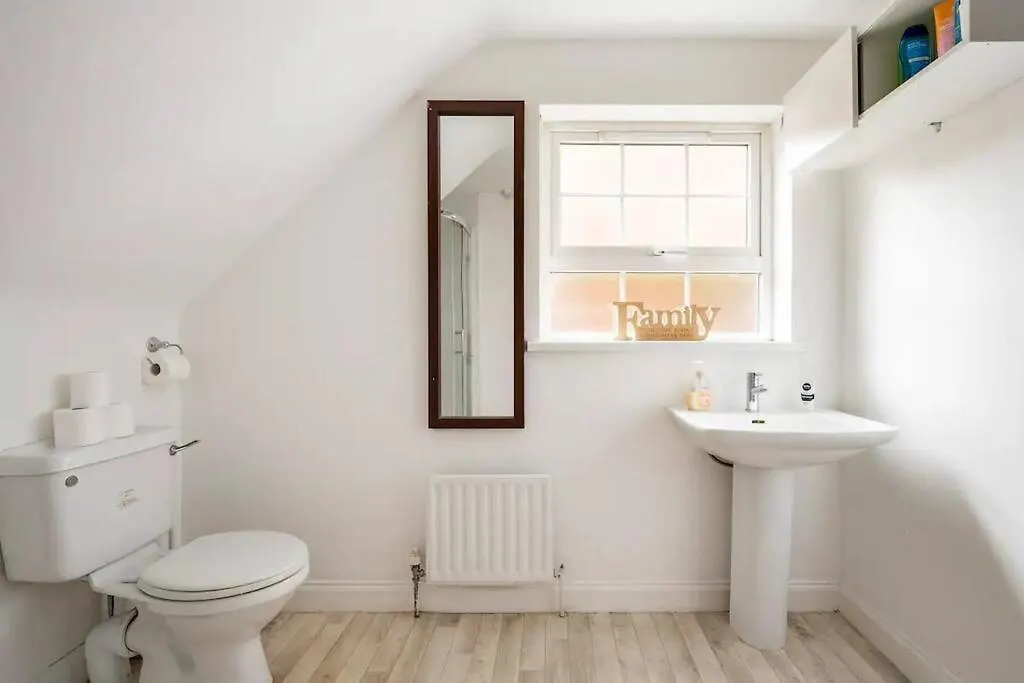 בלפסט Lovely One Bedroom Flat. 0*,