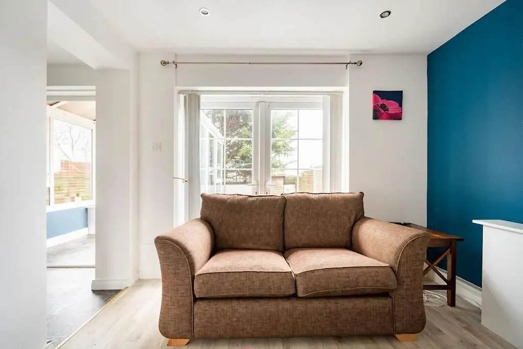 בלפסט Lovely One Bedroom Flat. דירה